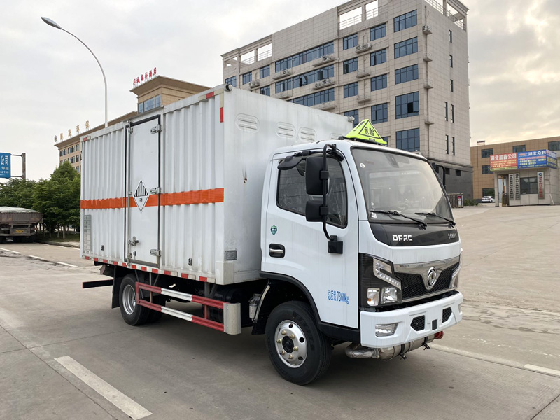 雜項(xiàng)危險(xiǎn)物品廂式運(yùn)輸車，廂式運(yùn)輸車，楚勝汽車集團(tuán)